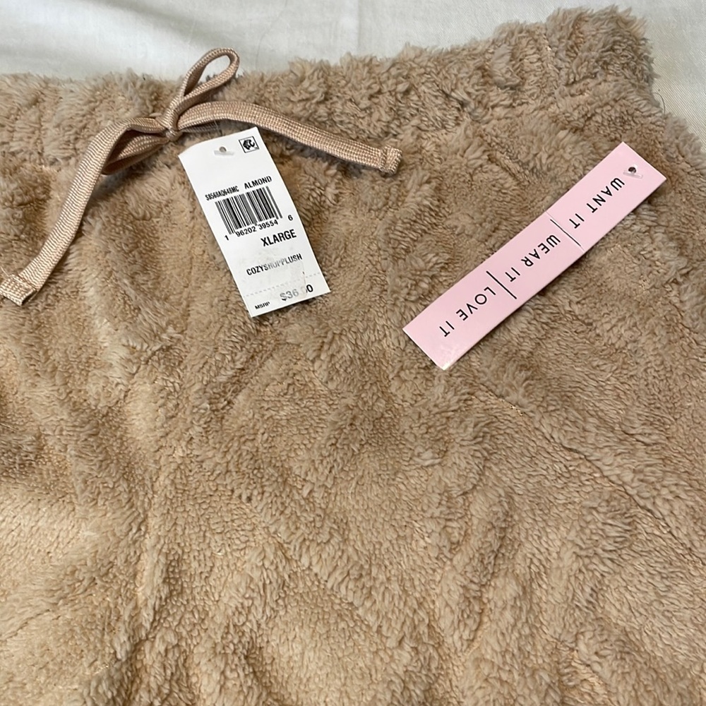 Fisherman knit Teddy joggers NWT- Comfy! - Picture 2 of 6
